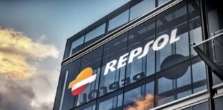 Repsol tiene un excedente de hasta el 25% de las necesidades de queroseno de sus clientes