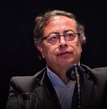 Petro denuncia un presunto fraude de 848.000 votos y afirma que no reconocerá a De la Espriella